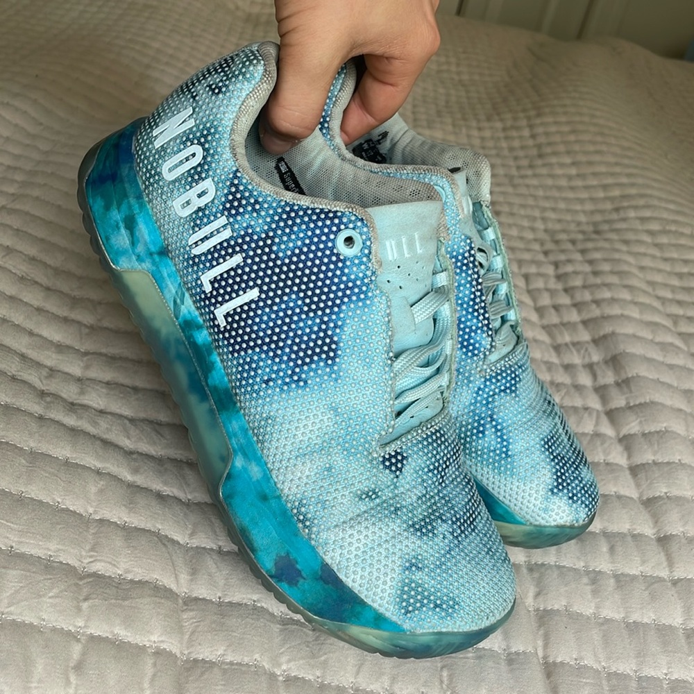 Tie-dye Nobull trainer +